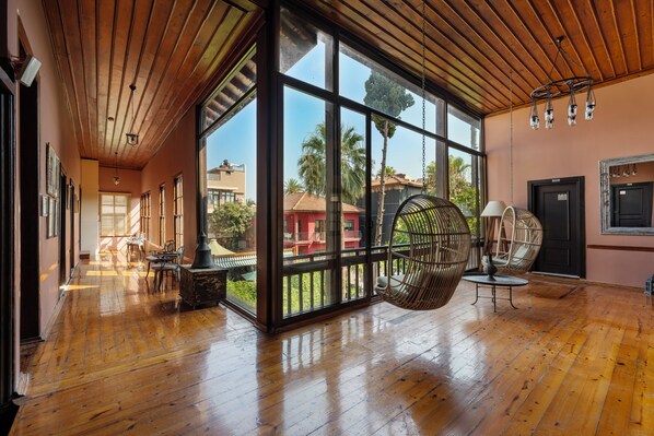 Ottoman Suite (Honeymoon Suite) | Terassi/patio