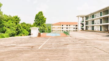 Free self-parking