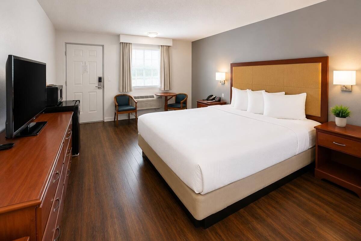 Free WiFi, bed sheets