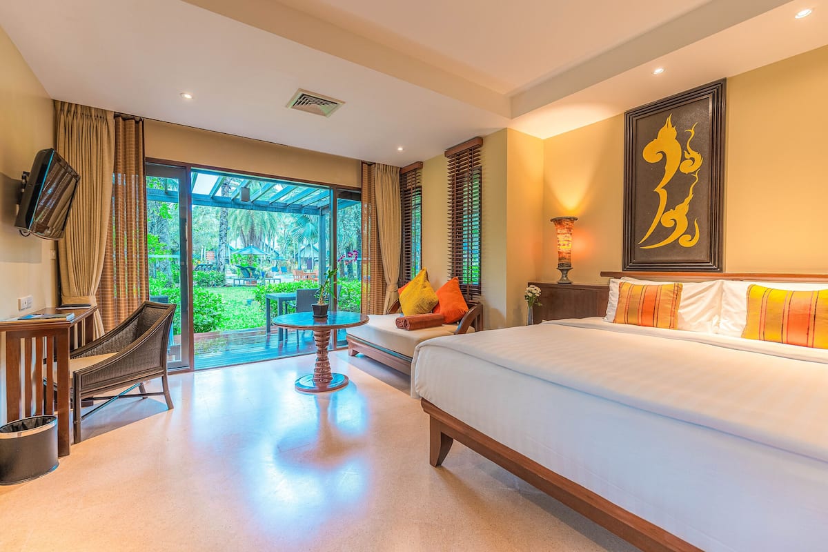 Garden Villa | 1 bedroom, premium bedding, in-room safe, individually furnished
