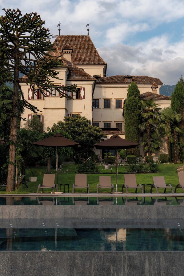 Front of property - Castel Rundegg (Merano)