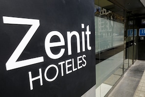 Exterior - Hotel Zenit Bilbao (Bilbao)
