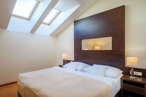 Superior Double Room | In-room safe, desk, blackout curtains, iron/ironing board - Clarion Hotel Prague City (Prague)