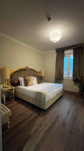 Suite familiar | Sábanas italianas Frette, ropa de cama de alta calidad y edredón