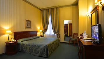 Allergikerbettwaren, Daunenbettdecken, Minibar, Zimmersafe