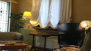 Nicht klassifiziertes Bild, 4 von 66, Schaltfläche
