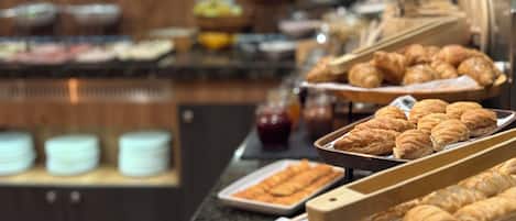Daily buffet breakfast (EUR 10 per person)