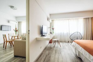 Superior Studio | Premium bedding, down comforters, pillowtop beds, in-room safe - Deco Collection (Buenos Aires)