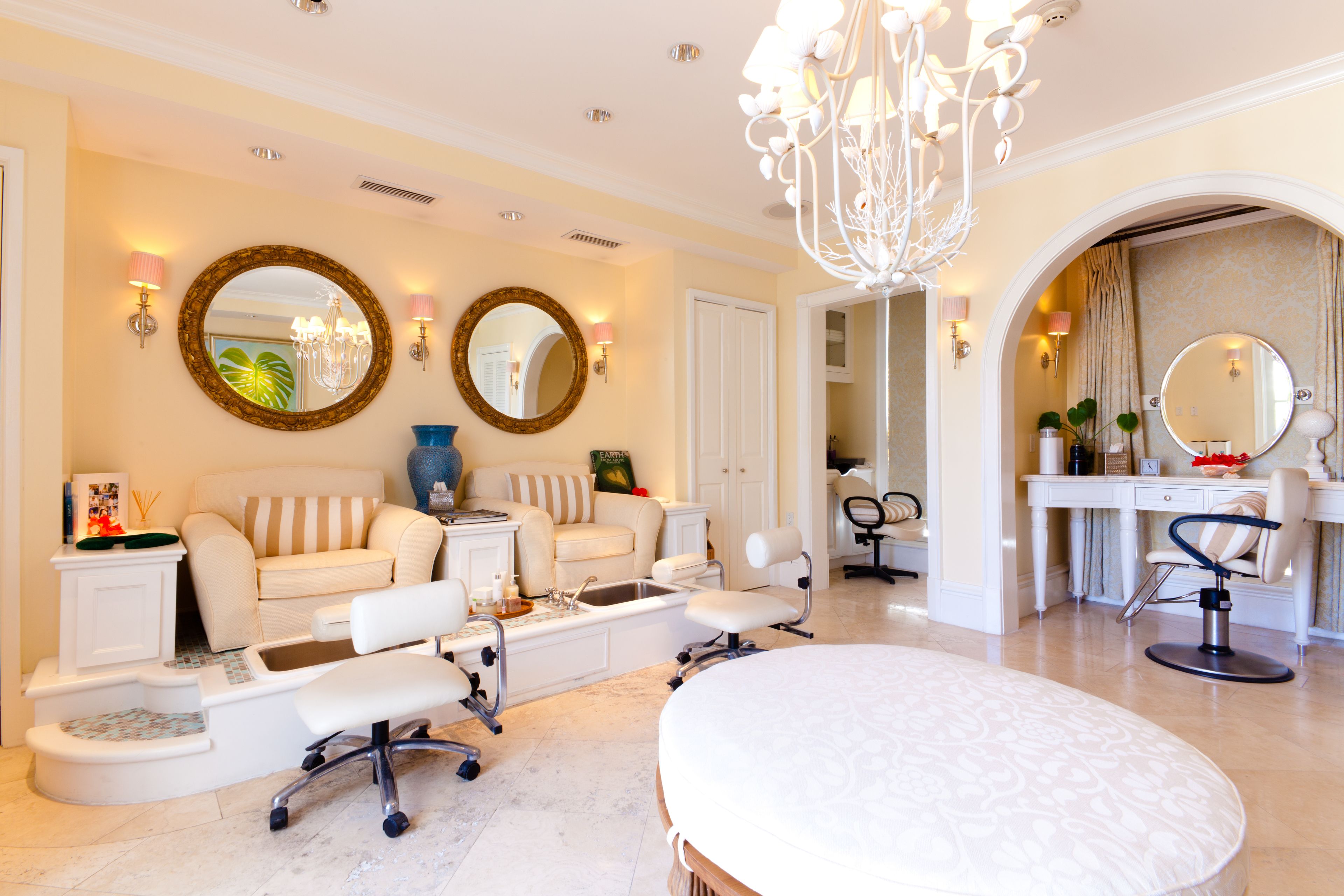 couples treatment room(s), sauna, hot tub, body treatments, aromatherapy