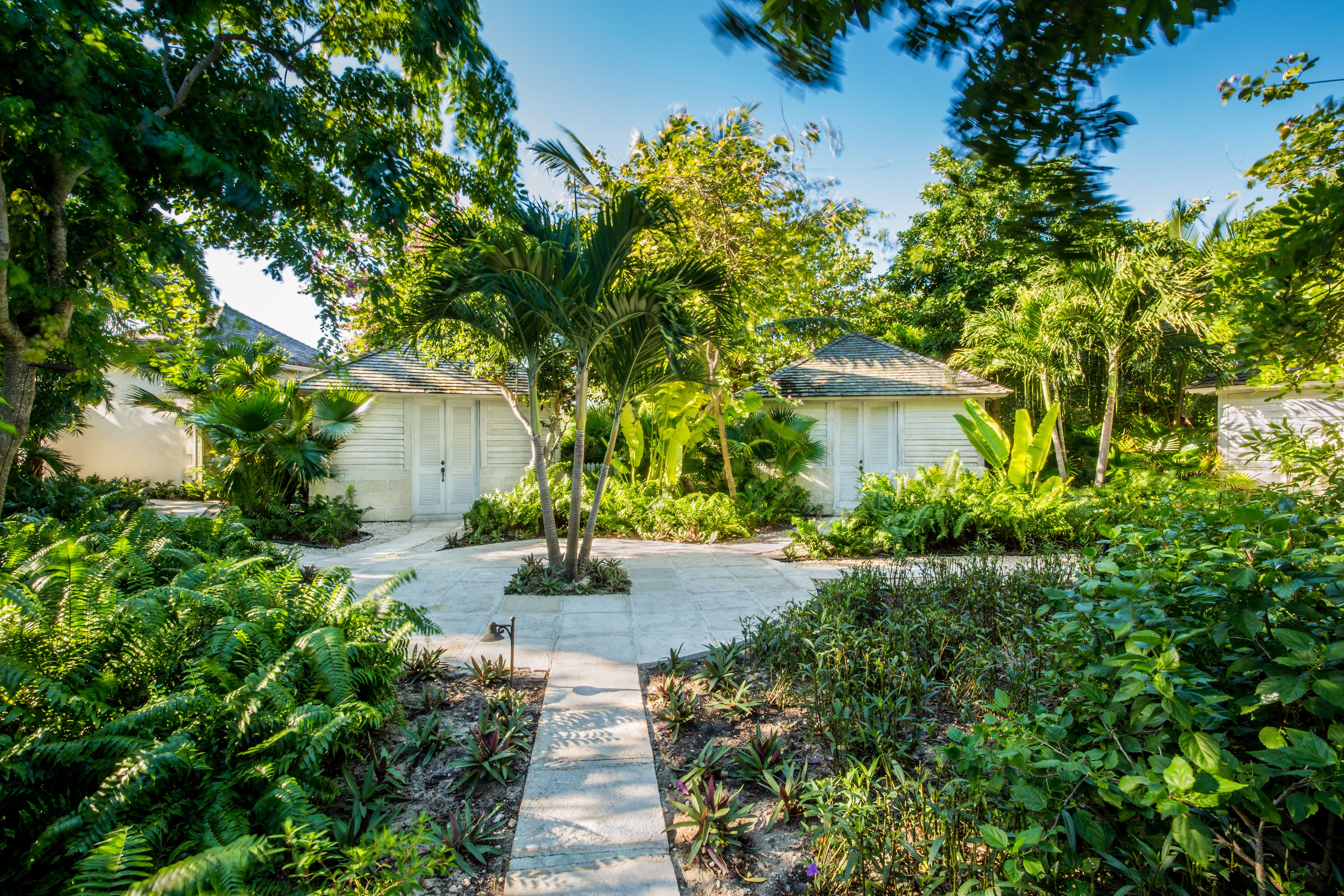 couples treatment room(s), sauna, hot tub, body treatments, aromatherapy