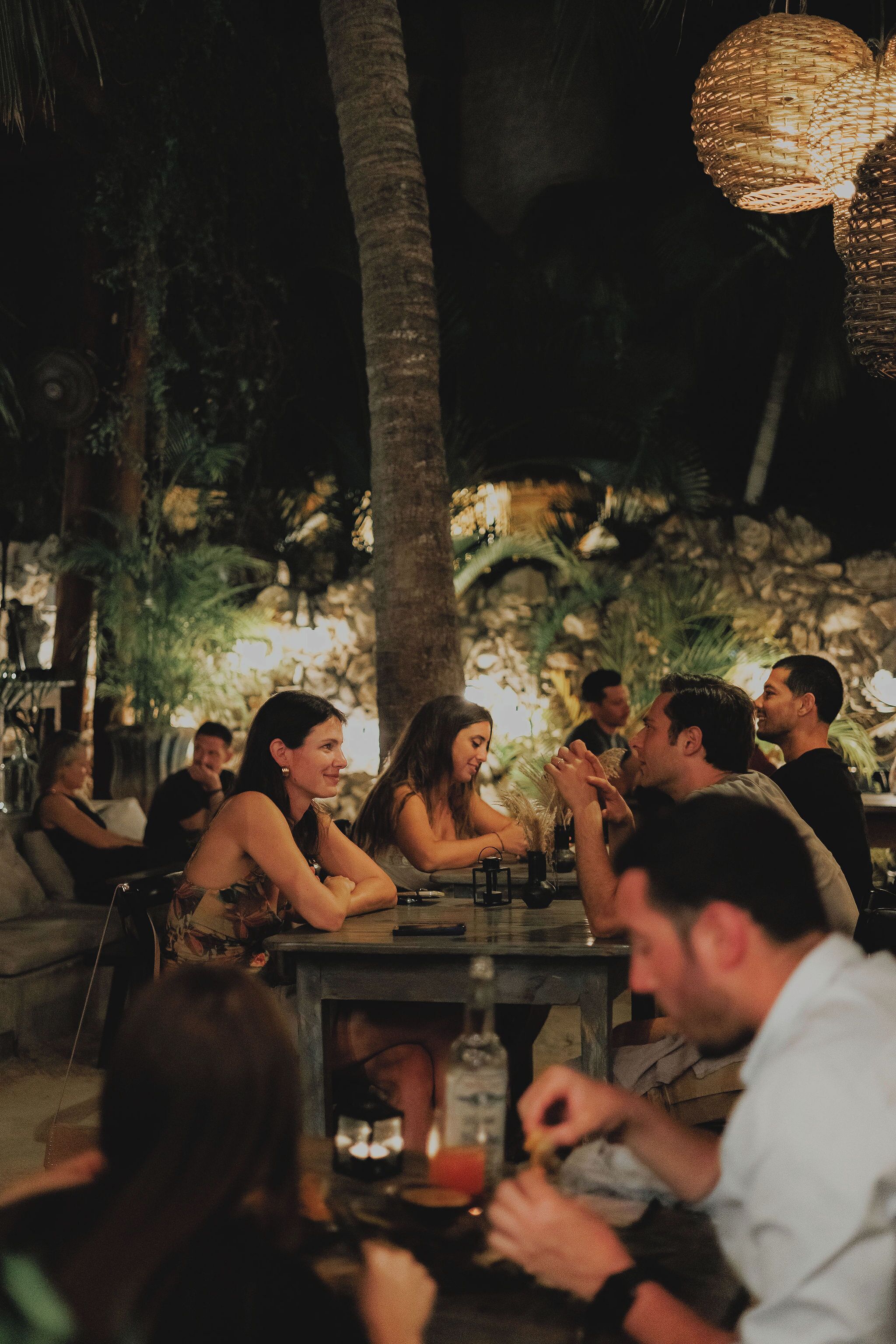 3 间餐厅，供应早餐、午餐和晚餐，无国界融合菜