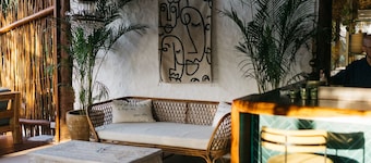 Casa Las Tortugas Petit Beach Hotel & Spa