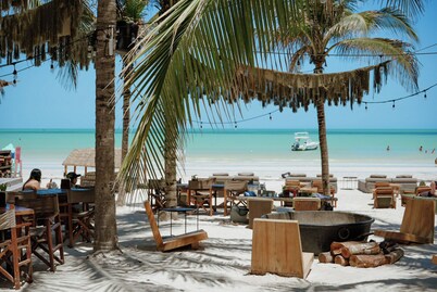 Casa Las Tortugas Petit Beach Hotel & Spa