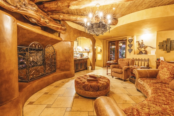 Área de estar no saguão