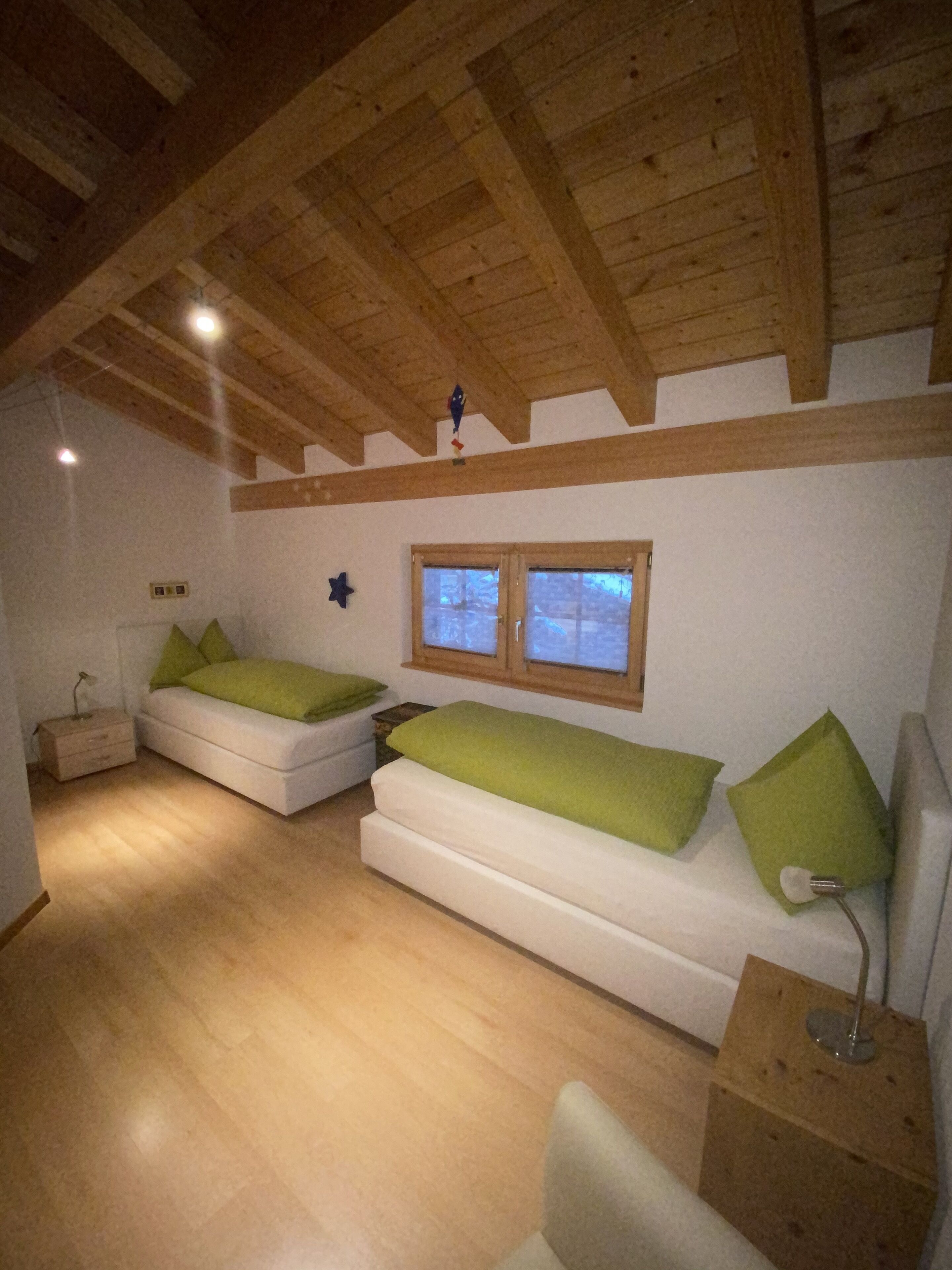 1 bedroom, premium bedding, pillow-top beds, in-room safe