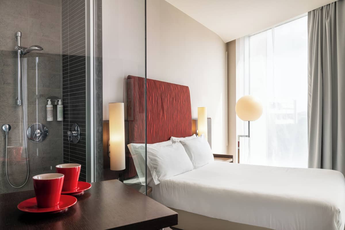 Standard Single Room | Premium bedding, down comforters, minibar, in-room safe
