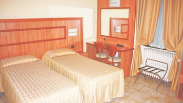 1 bedroom, Frette Italian sheets, premium bedding, down duvets