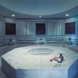 Couples treatment rooms, sauna, hot tub, steam room, Turkish bath