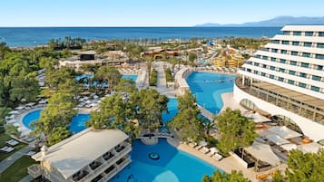 2 indoor pools, 2 outdoor pools, pool cabanas (surcharge)