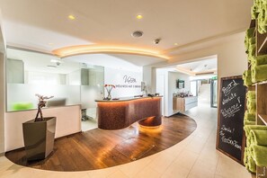 Sauna, hammam, soins corporels, massages aux pierres chaudes