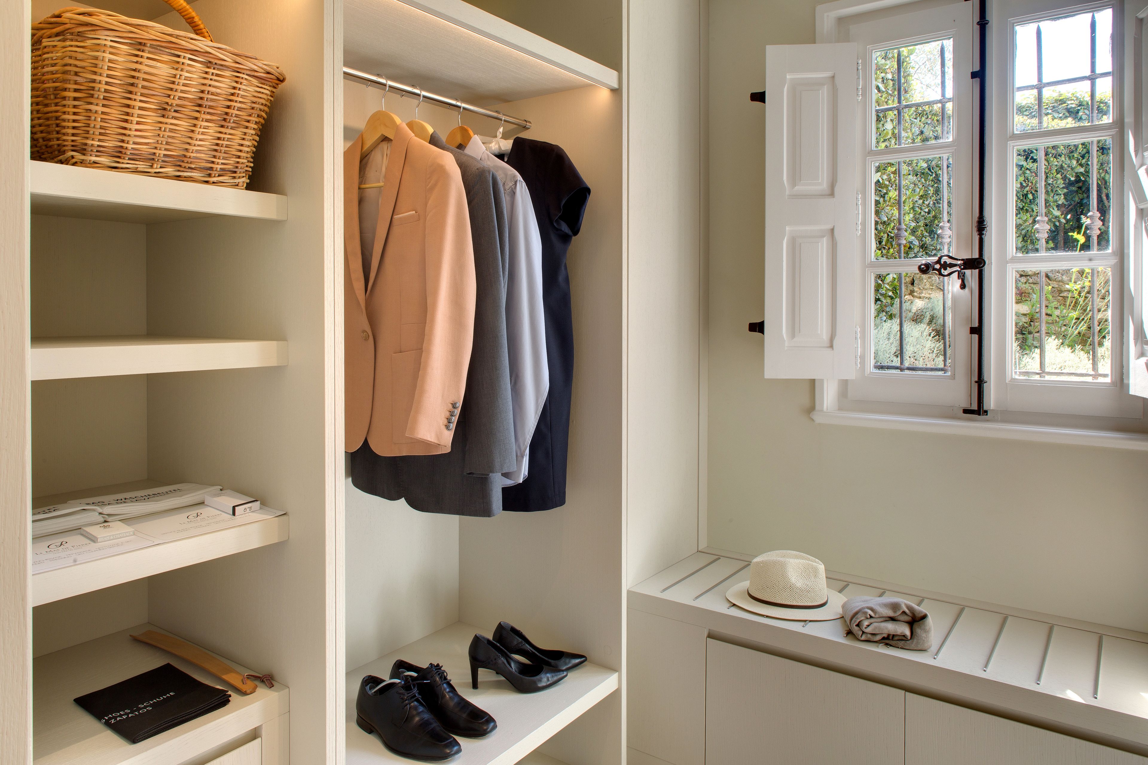 suite , garden and spa access | room amenity