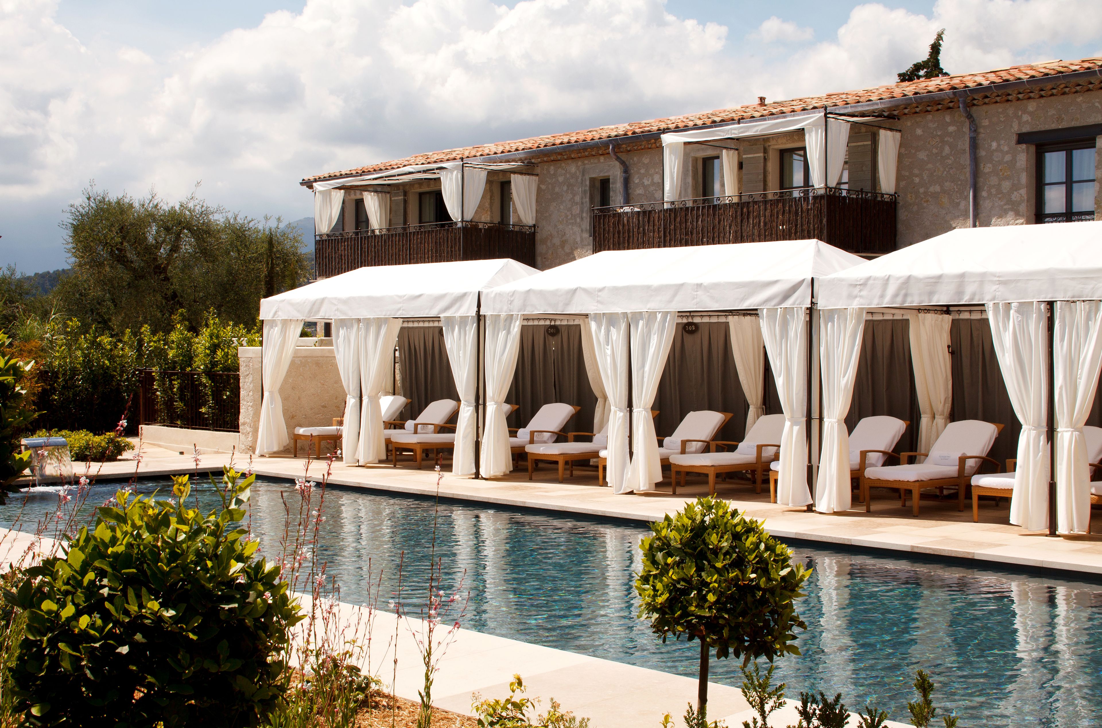 indoor pool, 3 outdoor pools, pool umbrellas, pool loungers