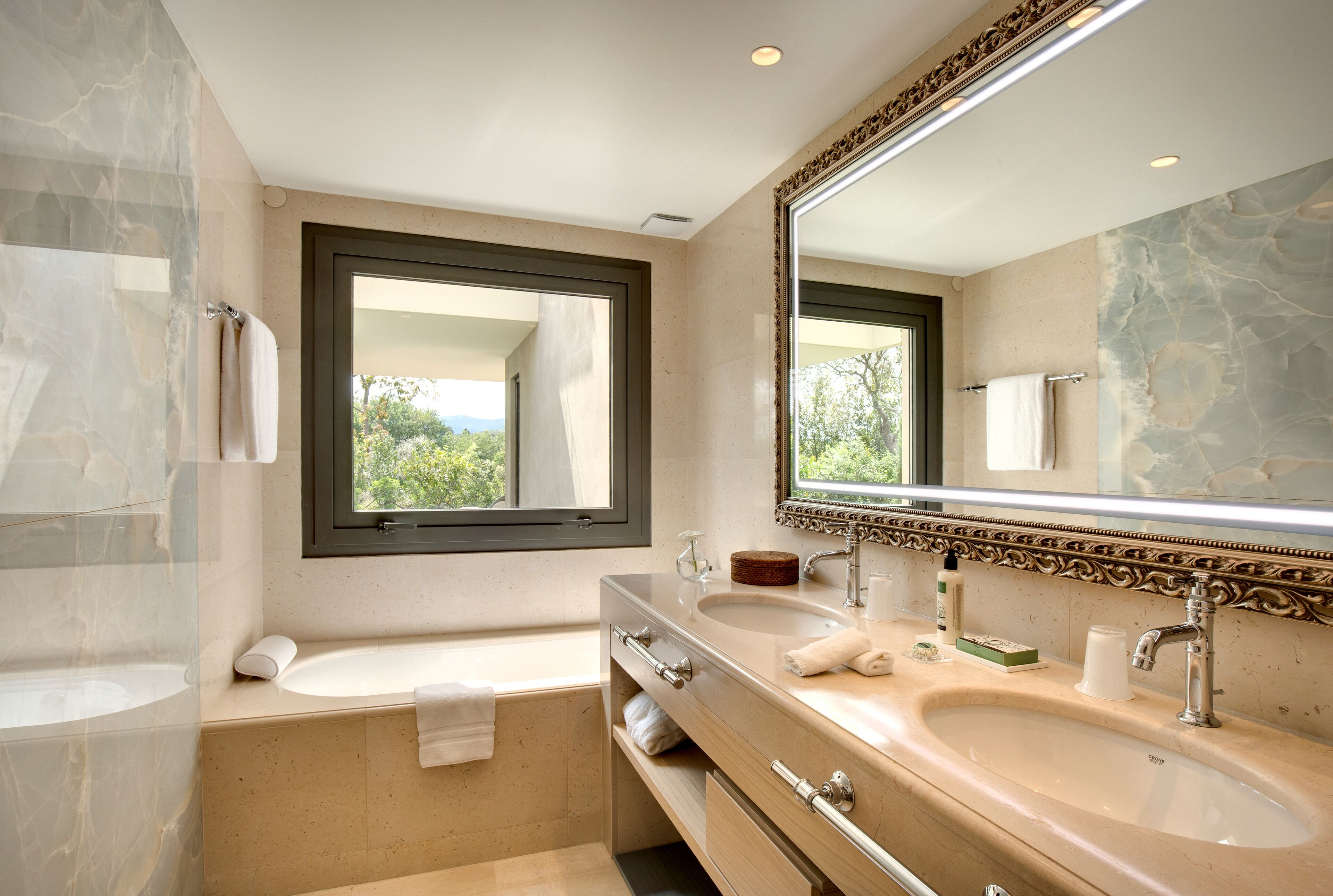 prestige suite, terrace or garden, spa access | bathroom | designer toiletries, hair dryer, bathrobes, slippers