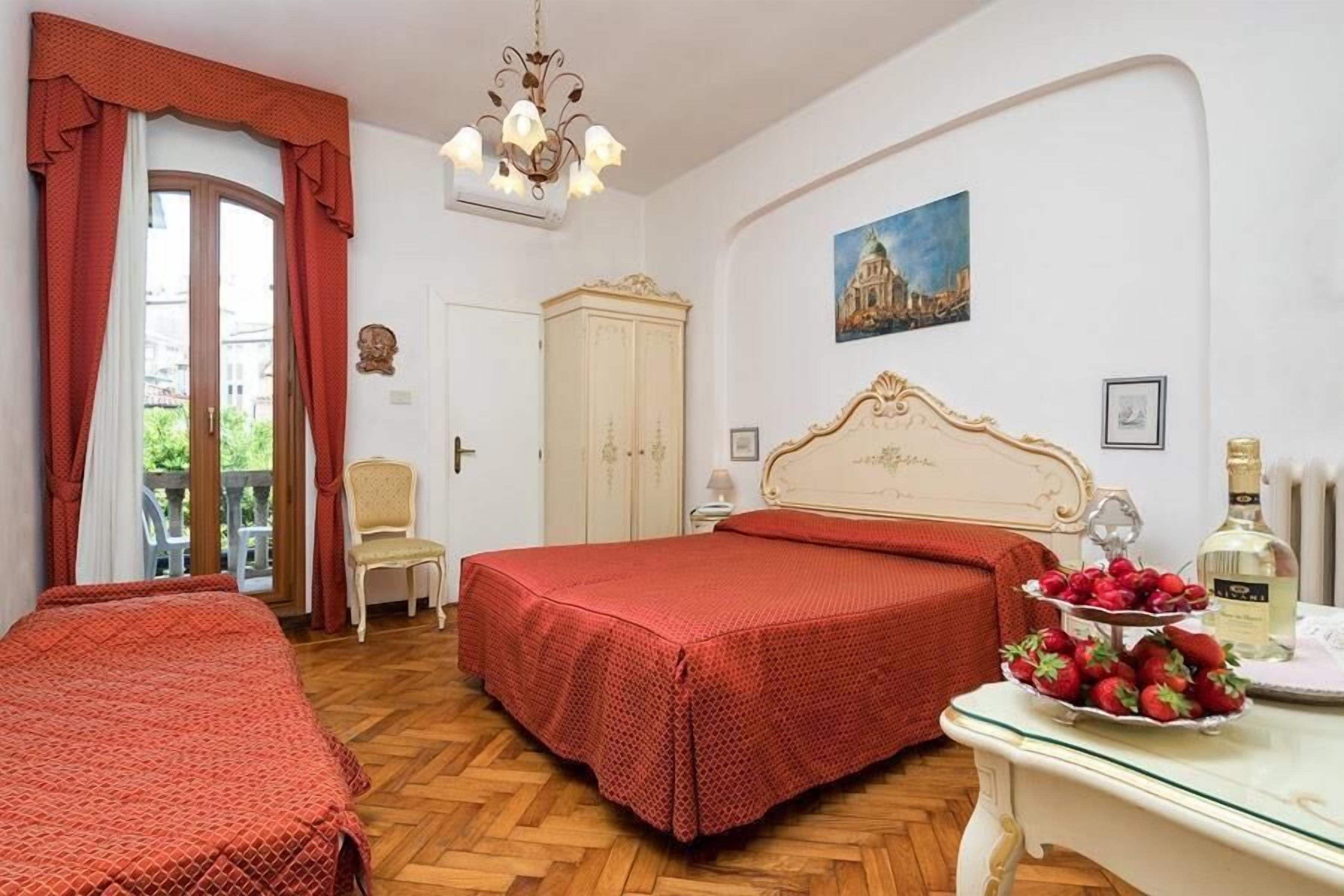 Photo - Villa Albertina