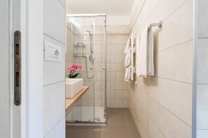 Free toiletries, hair dryer, bidet, towels - Hotel Villa Albertina (Venice)