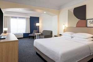 Flat-screen TV - Spark by Hilton Houston West Clay Road (Houston)