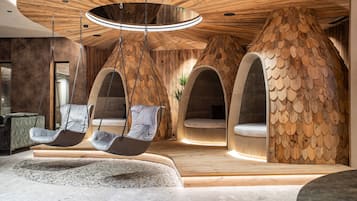 Couples treatment room(s), sauna, hot tub, steam room, body treatments