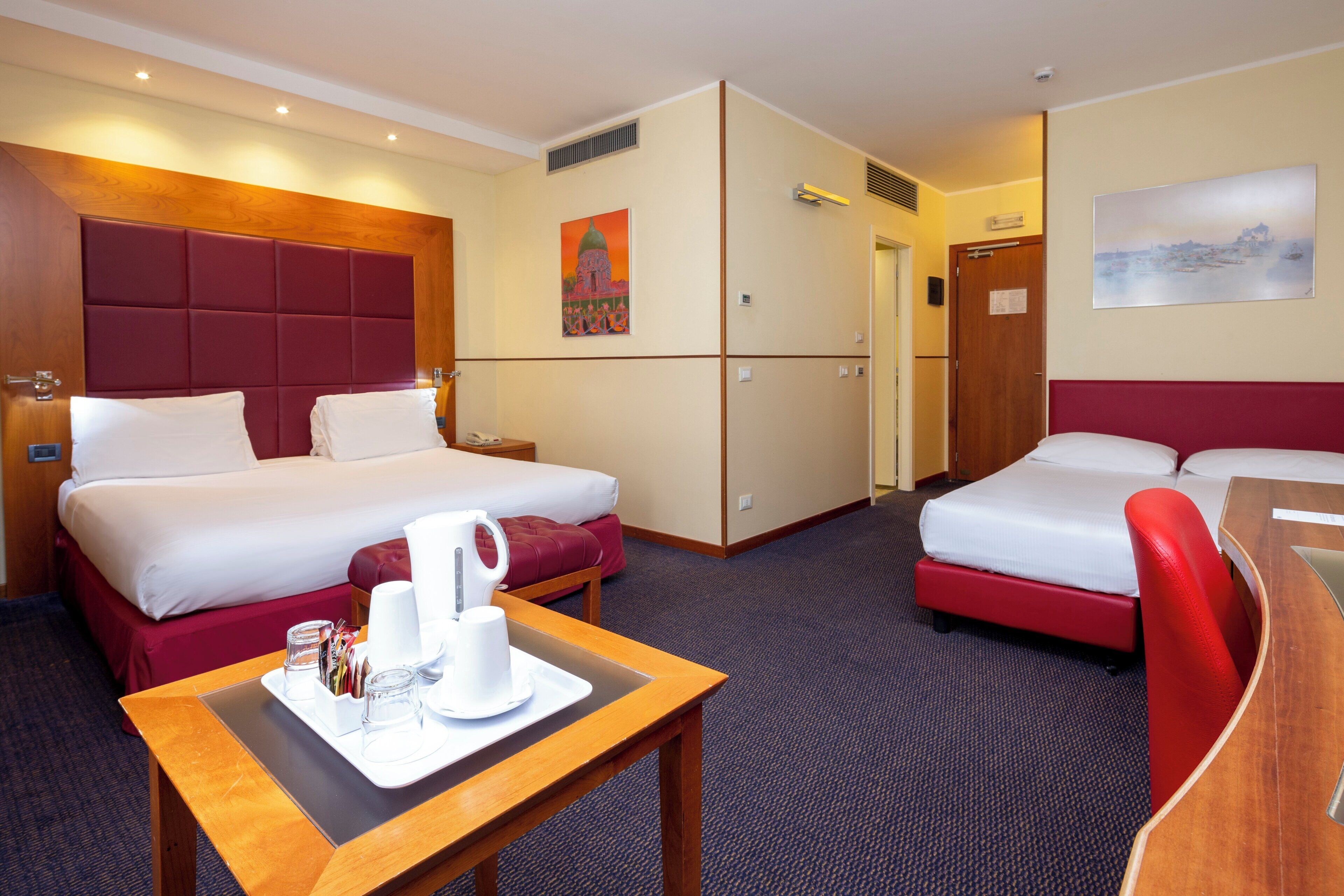 Photo - Crowne Plaza Venice East by IHG