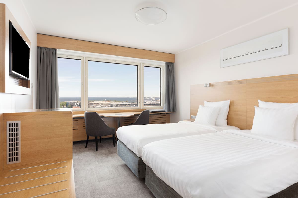 Standaard Twin kamer | Hypoallergeen beddengoed, een minibar, een bureau