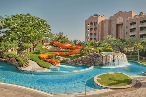2 outdoor pools, pool umbrellas, sun loungers