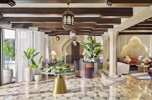 Hot tub, steam room, Turkish bath/hammam, body treatments, facials - Emirates Palace Mandarin Oriental, Abu Dhabi (Abu Dhabi)