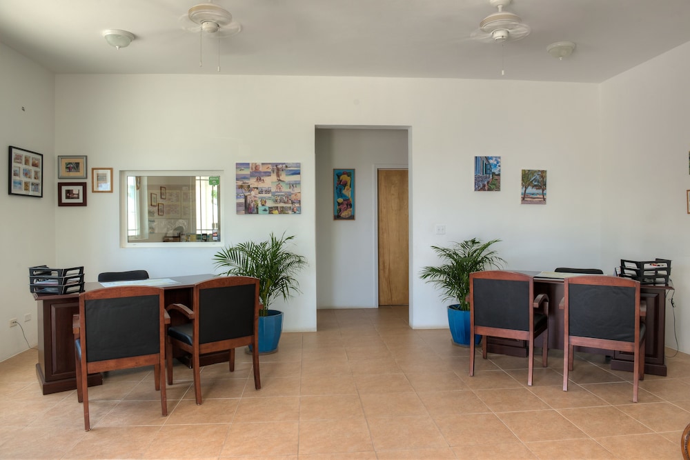 Shoal Bay Villas by null