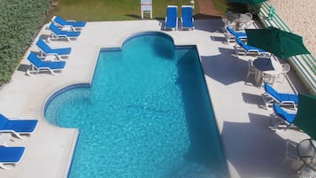 Outdoor pool, sun loungers