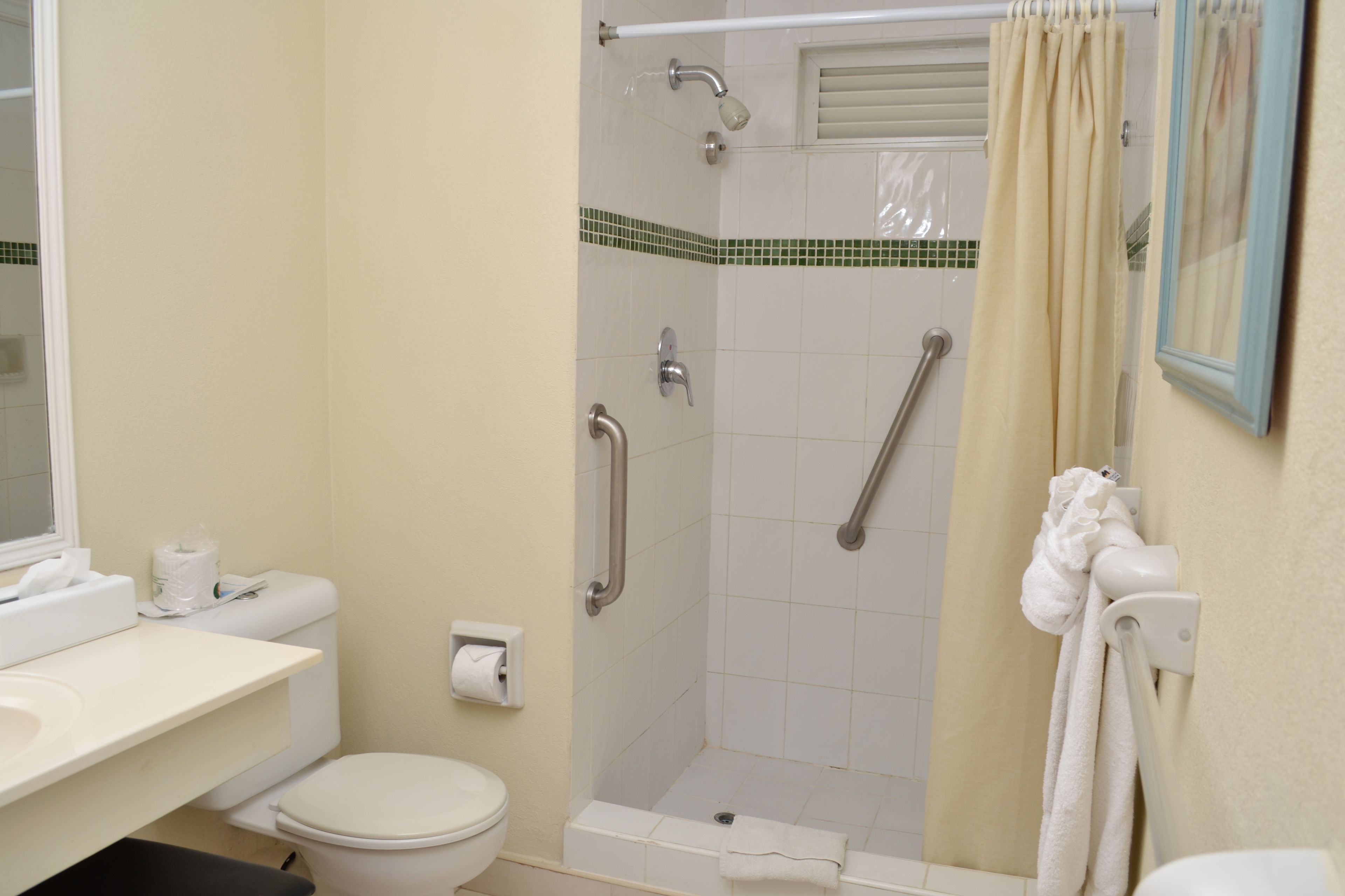 deluxe studio, beachfront | bathroom | hair dryer, towels