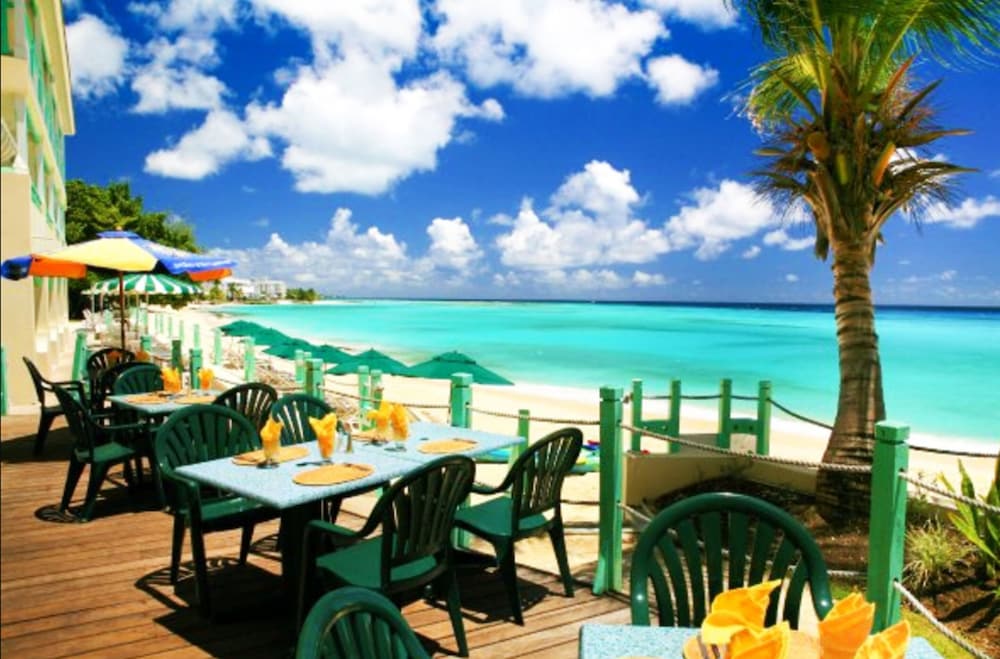 Coral Mist Beach Hotel by null