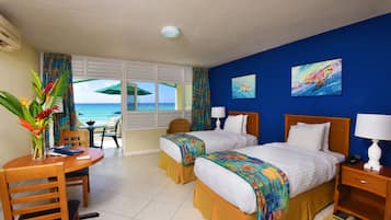 セーフティボックス (室内)、デスク、ノートパソコン用作業スペース、アイロン / アイロン台