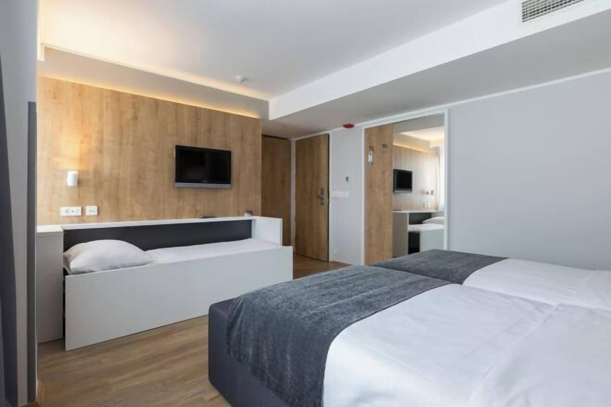 Pillow-top beds, in-room safe, desk, laptop workspace