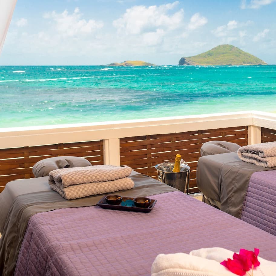 Couples treatment rooms, sauna, steam room, body treatments