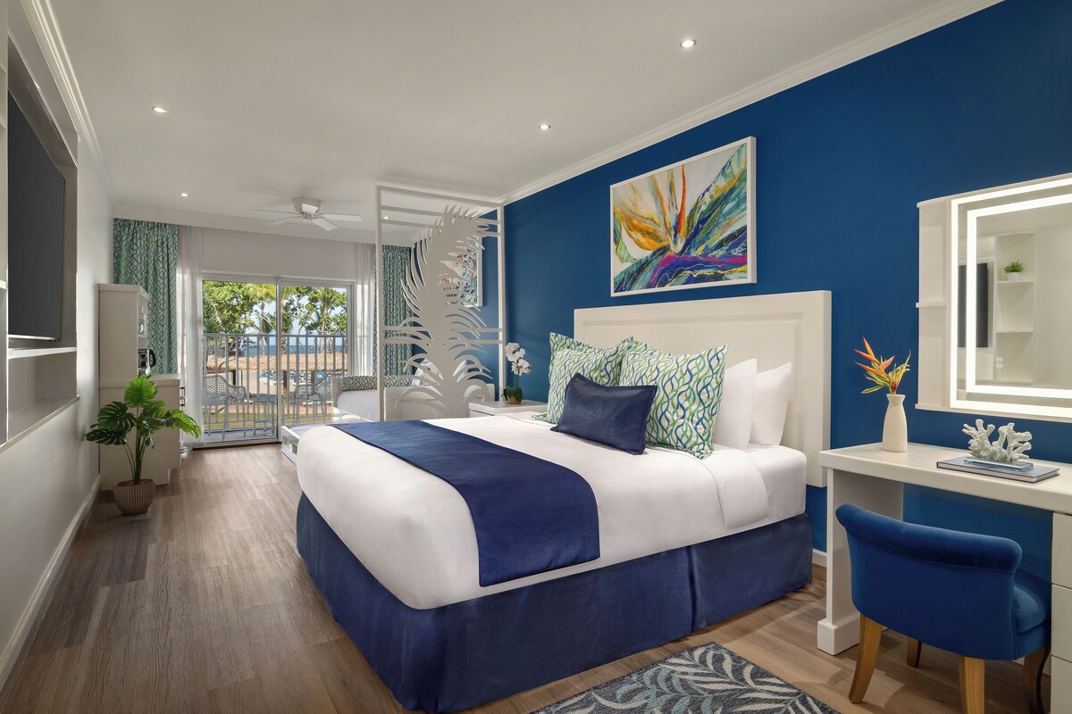 Quarto | Roupas de cama premium, cofres nos quartos, escrivaninha