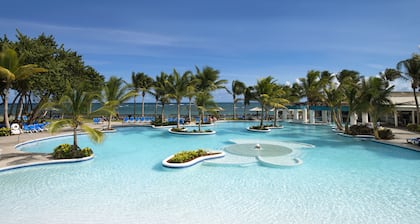 Coconut Bay Beach Resort & Spa All Inclusive