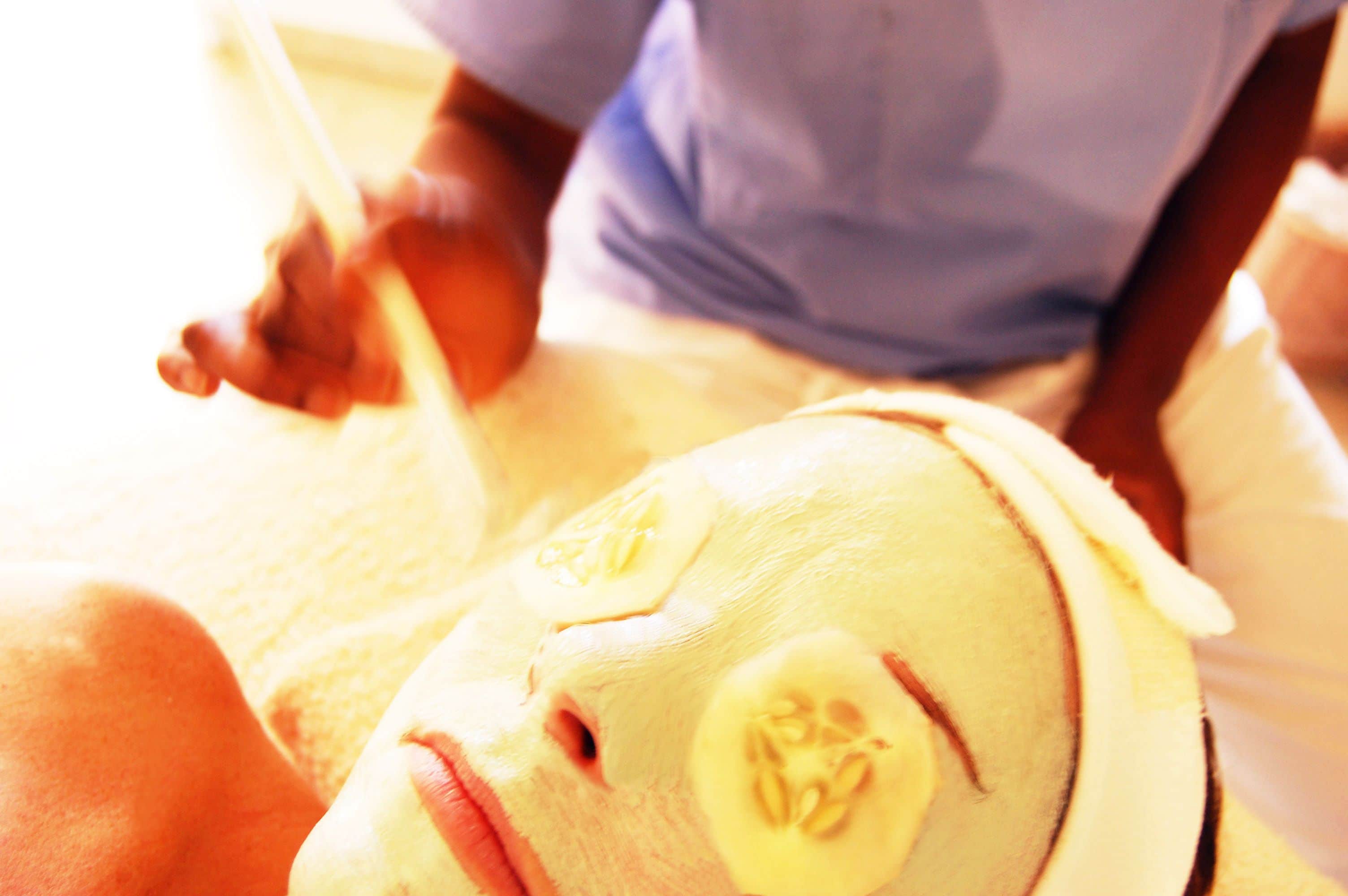 Couples treatment rooms, sauna, steam room, body treatments