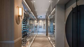 Petit déjeuner, déjeuner et dßner servis sur place, vue sur le golf