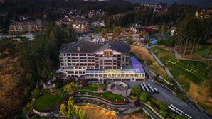 A large hotel with multiple floors, a central courtyard, and a golf course nearby. - The Westin Bear Mountain Golf Resort & Spa, Victoria (Victoria)