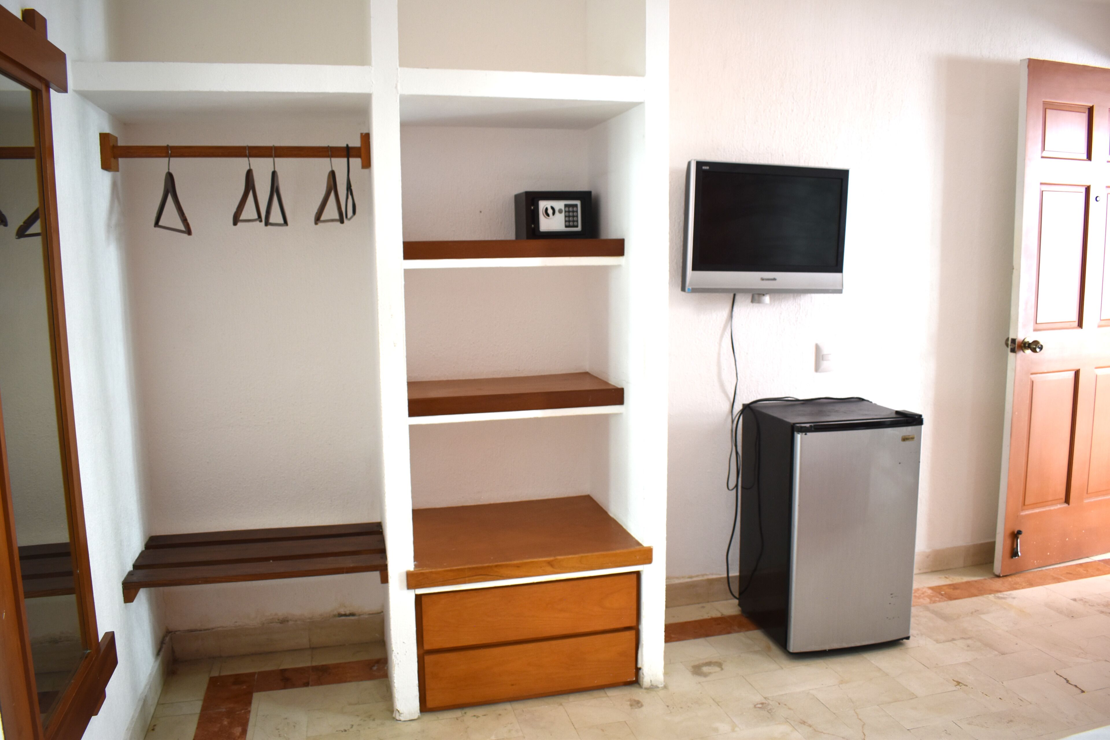 Photo - Illusion Boutique "Near Beach"