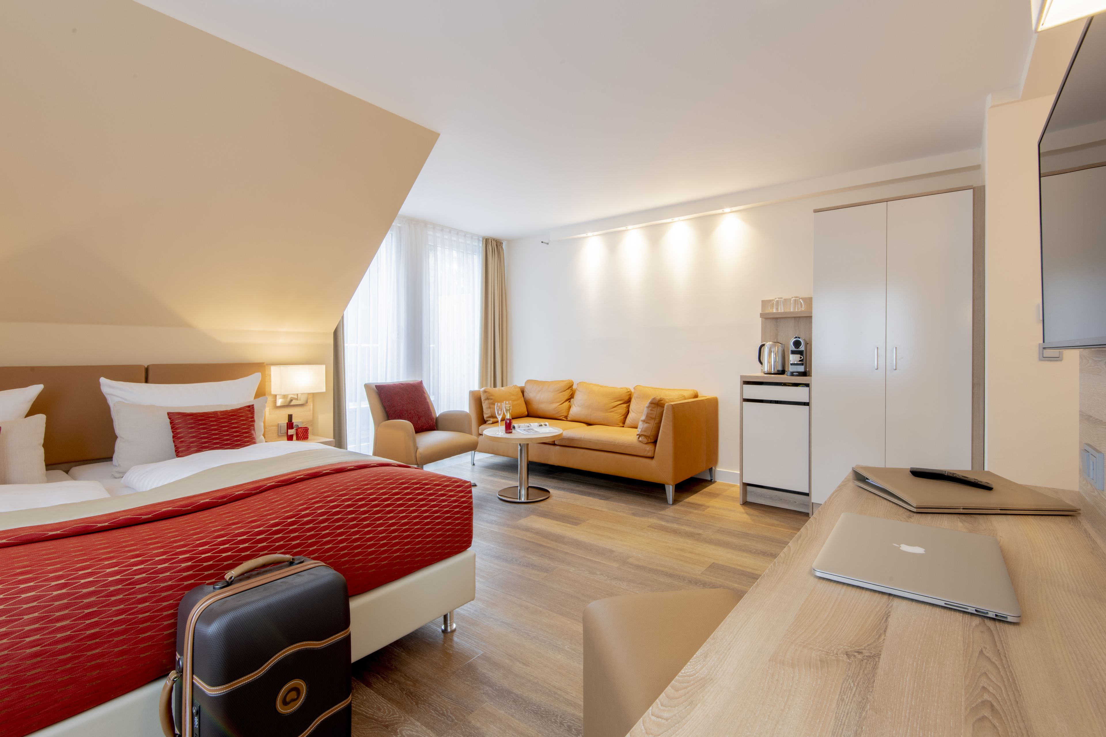 superior villa, 1 queen bed | premium bedding, select comfort beds, in-room safe, desk