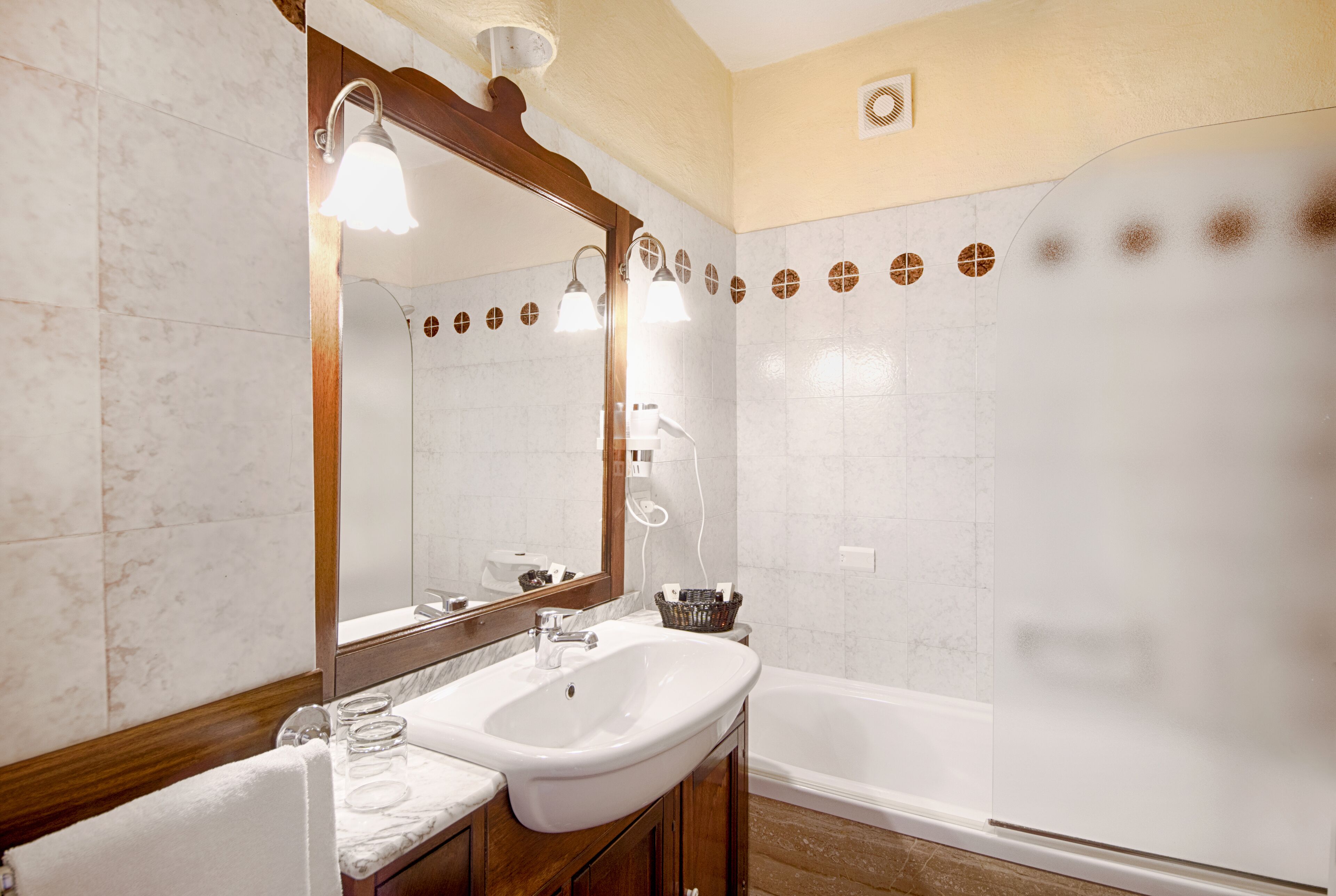 Photo - Grand Hotel Smeraldo Beach